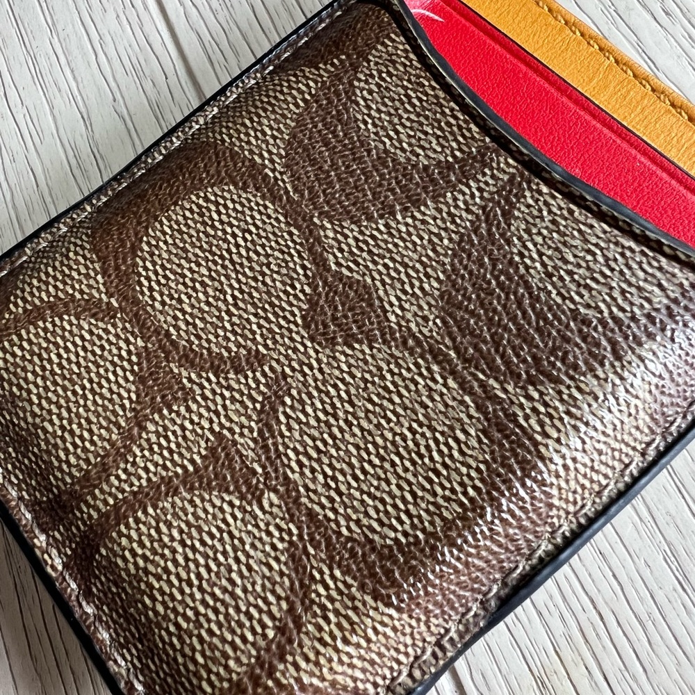 Coach Multicolor Card Holder with Metal Clip (unisex)